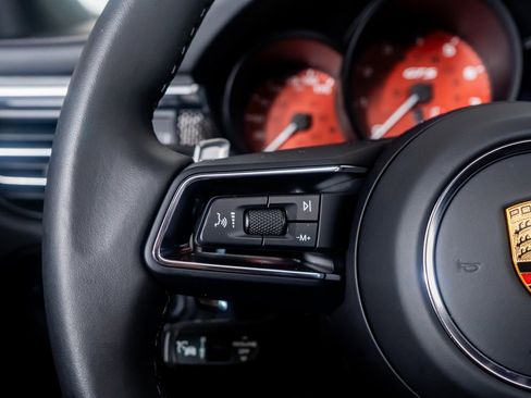 Used 2024 Porsche Macan GTS image 44