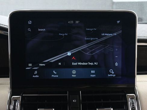 Used 2020 Lincoln Navigator Reserve w/ Cargo Convenience Package image 29