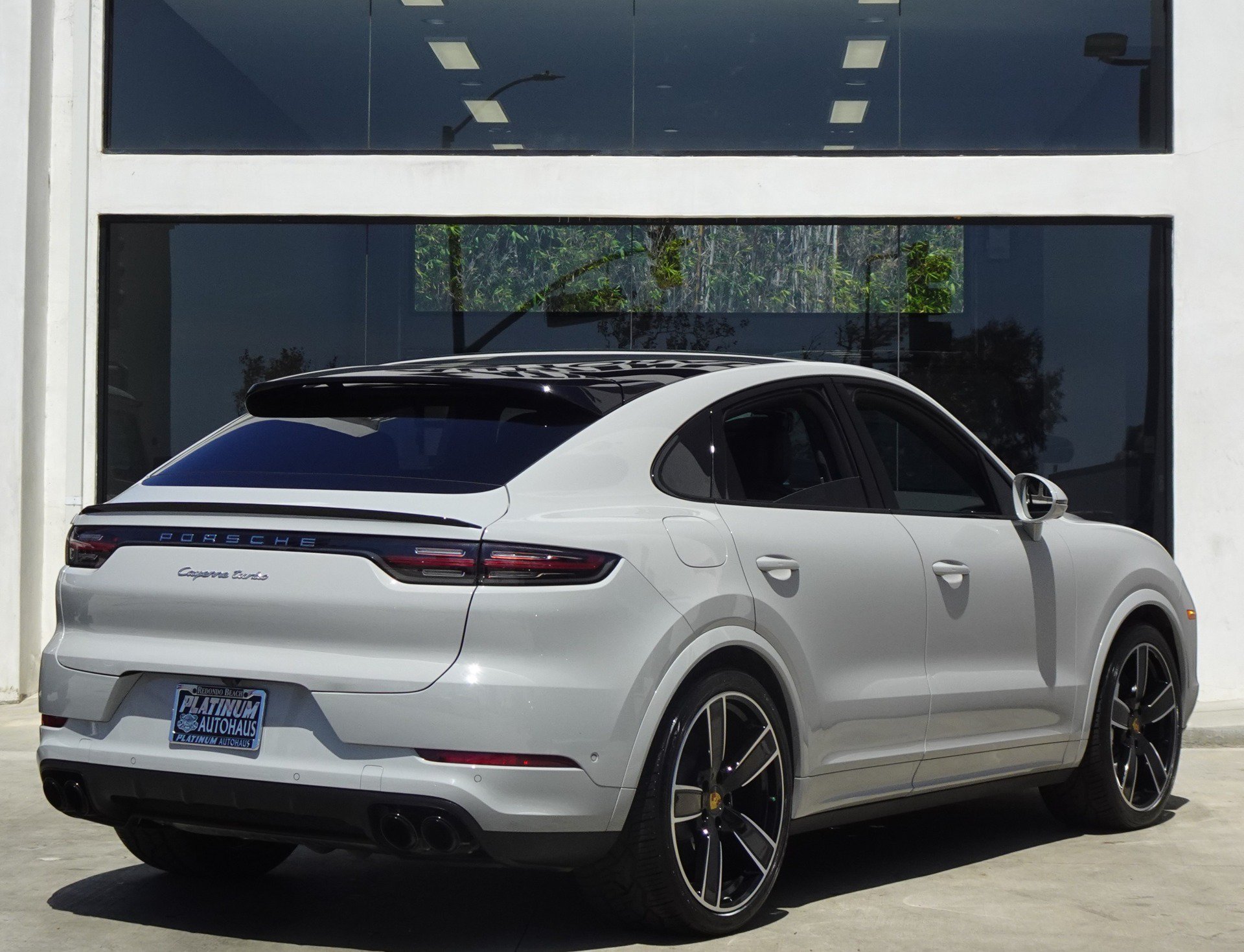 Used 2023 Porsche Cayenne Turbo w/ Premium Package Plus (PI3) AWD/4WD image 9