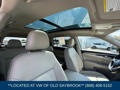 Certified 2023 Volkswagen Atlas SEL R-Line AWD/4WD image 29