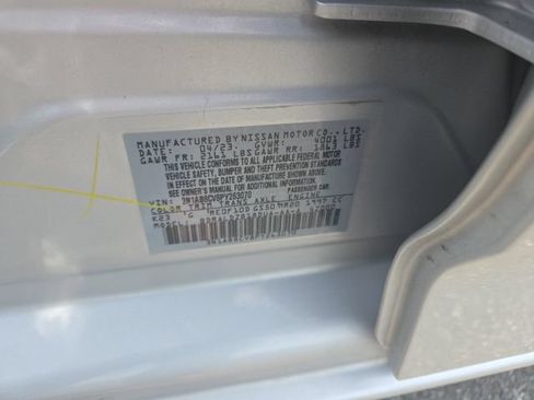 Used 2023 Nissan Sentra SV FWD image 16