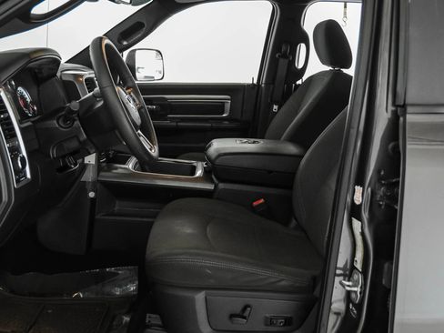 Used 2022 RAM 1500 Classic Warlock w/ Electronics Group AWD/4WD image 3
