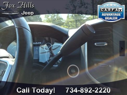 Used 2024 RAM 2500 Big Horn AWD/4WD image 23