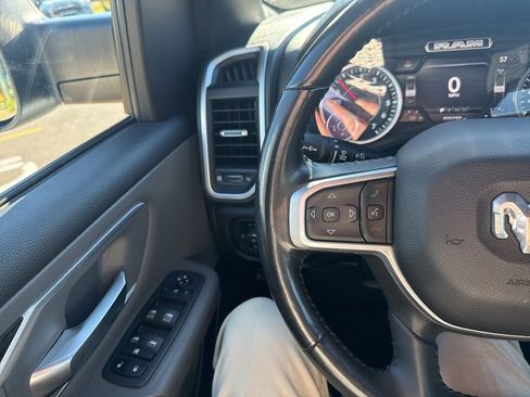 Used 2022 RAM 1500 Big Horn image 24