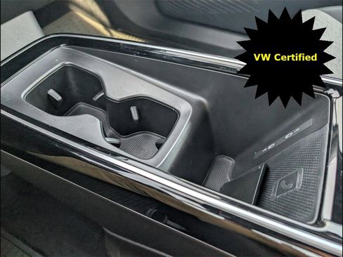 Certified 2024 Volkswagen ID.4 Pro image 19