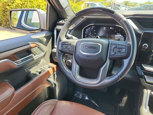 Used 2024 GMC Sierra 1500 Denali Ultimate AWD/4WD image 15