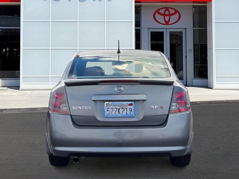 Used 2007 Nissan Sentra SE-R w/ Sunroof Pkg FWD image 5