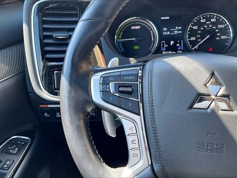Used 2020 Mitsubishi Outlander GT AWD/4WD image 17