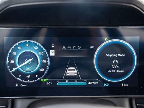 New 2025 Hyundai Elantra SEL image 23