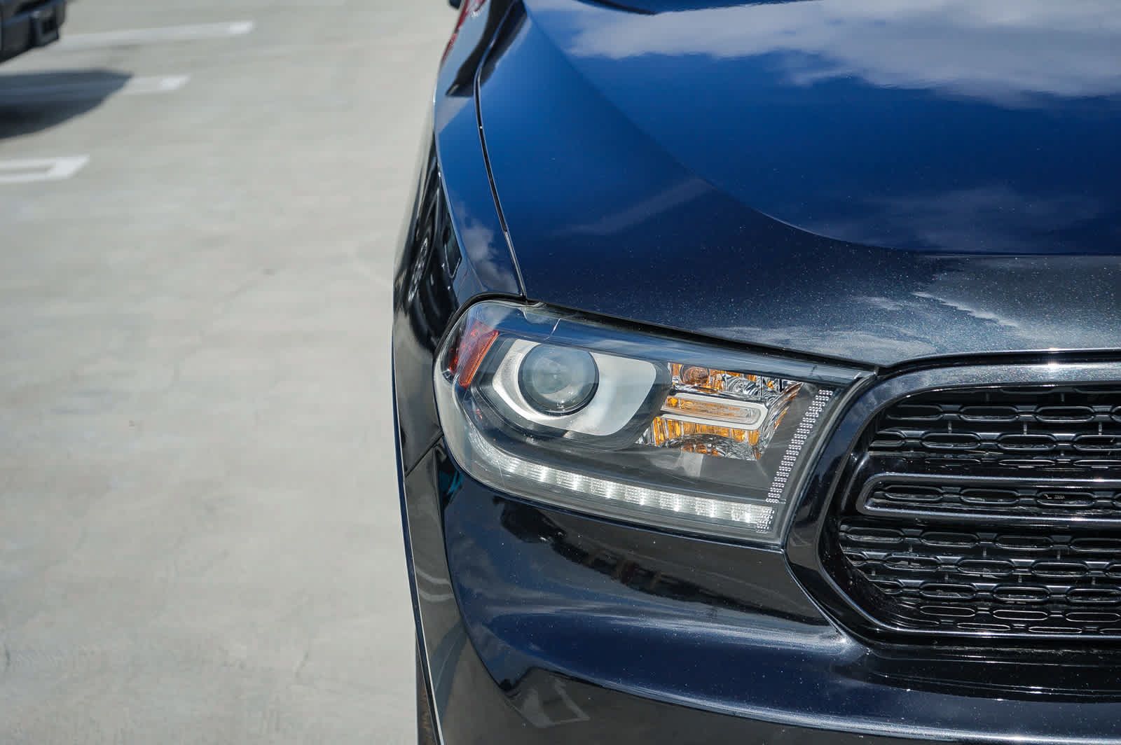 Used 2016 Dodge Durango R/T w/ Blacktop Package RWD image 4