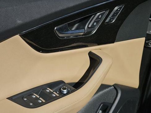 Used 2023 Audi Q7 3.0T Premium Plus image 27