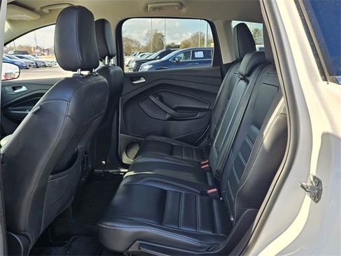 Used 2019 Ford Escape SEL image 12
