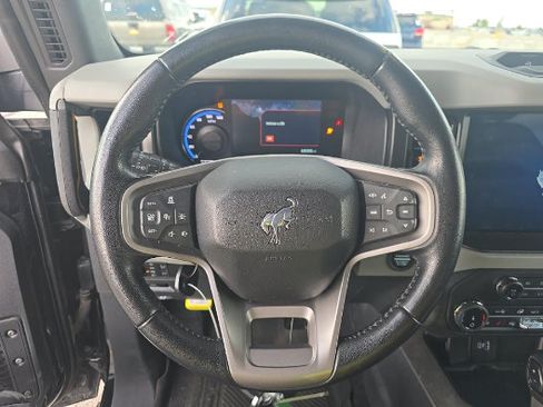 Used 2022 Ford Bronco Badlands AWD/4WD image 8