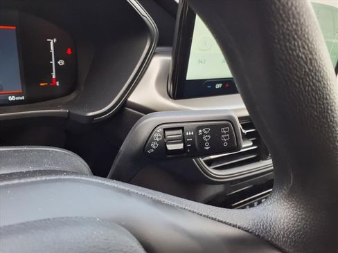 New 2025 Ford Escape Active image 28