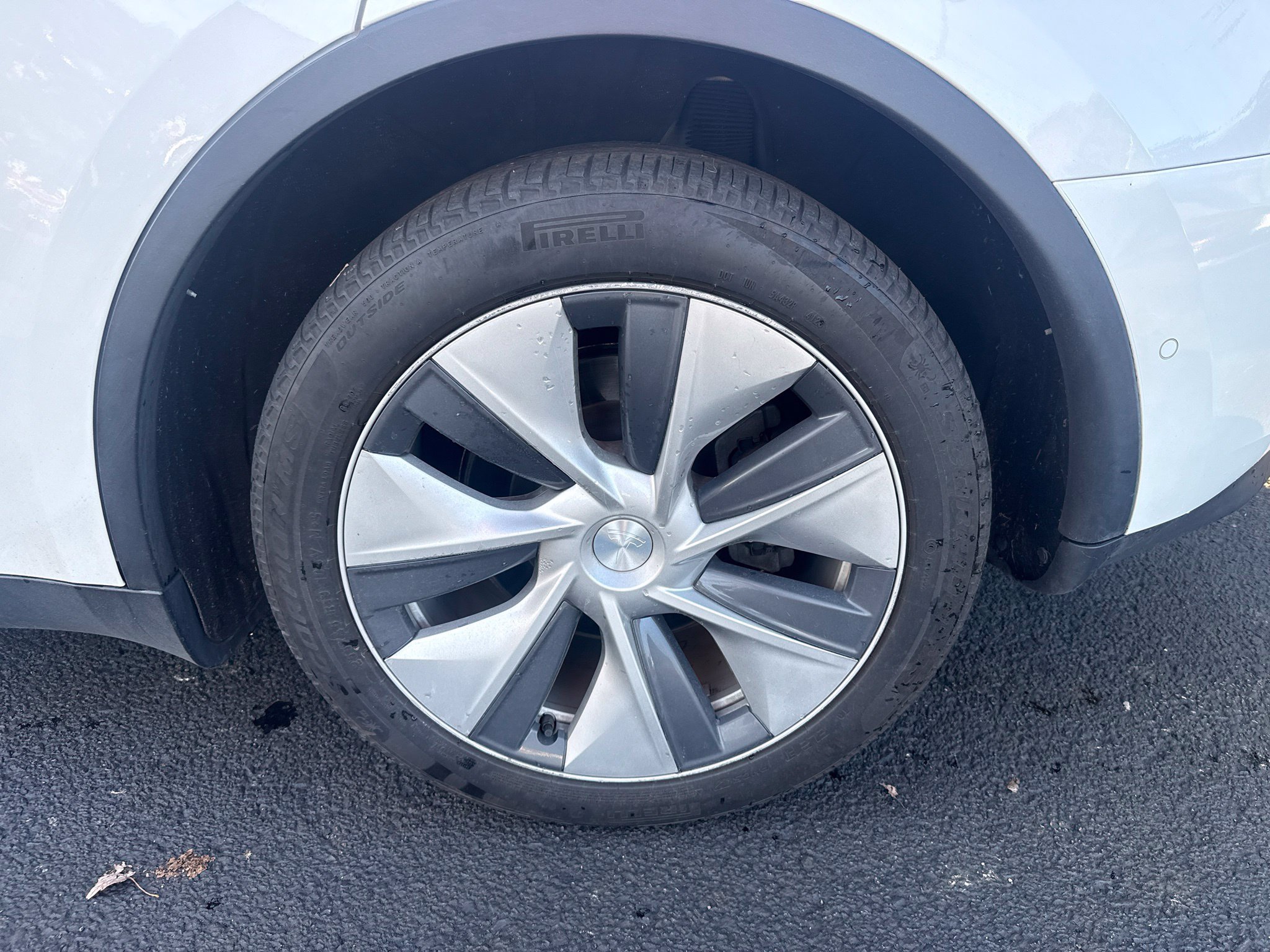 Used 2021 Tesla Model Y Long Range AWD/4WD image 9