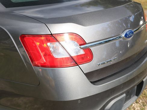 Used 2012 Ford Taurus SEL image 24