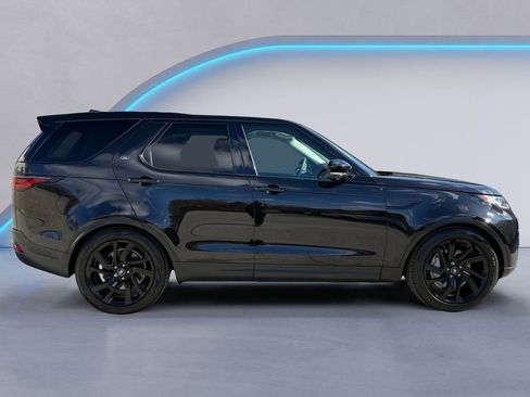 Used 2024 Land Rover Discovery S image 5