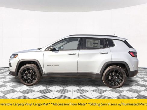 New 2025 Jeep Compass Latitude w/ Sun & Sound Group AWD/4WD image 10