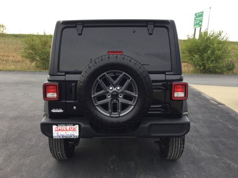 Used 2020 Jeep Wrangler Unlimited Sport S image 7