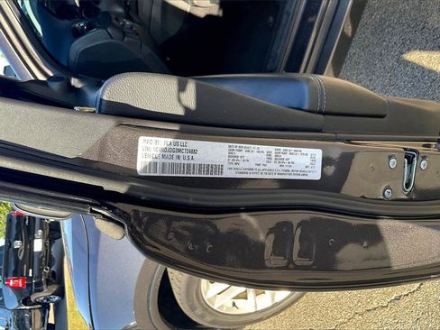 Used 2021 Dodge Durango GT image 32