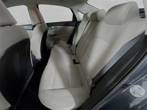 Used 2020 Kia Forte LXS image 23