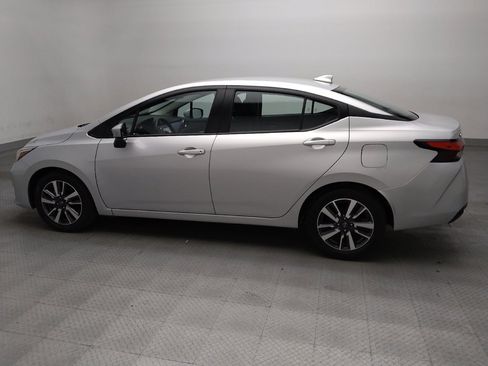 Used 2024 Nissan Versa SV FWD image 3