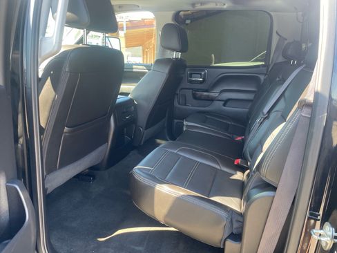 Used 2016 GMC Sierra 2500 Denali w/ Duramax Plus Package AWD/4WD image 11