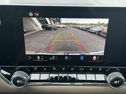 New 2026 GMC Canyon Denali AWD/4WD image 9