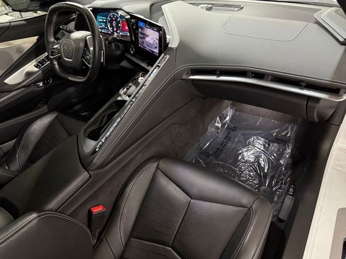 Used 2023 Chevrolet Corvette Stingray Preferred Conv w/ Z51 Performance Package RWD image 46