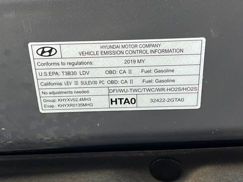 Used 2019 Hyundai Santa Fe SE FWD image 22