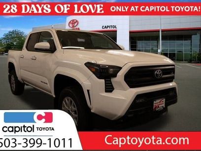 New 2025 Toyota Tacoma SR5
