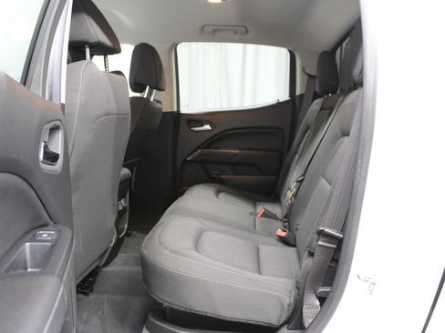Used 2020 GMC Canyon SLE w/ Driver Alert Package AWD/4WD image 13