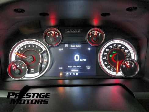 Used 2022 RAM 1500 Warlock AWD/4WD image 15