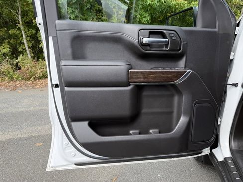 Certified 2021 GMC Sierra 1500 SLE image 46