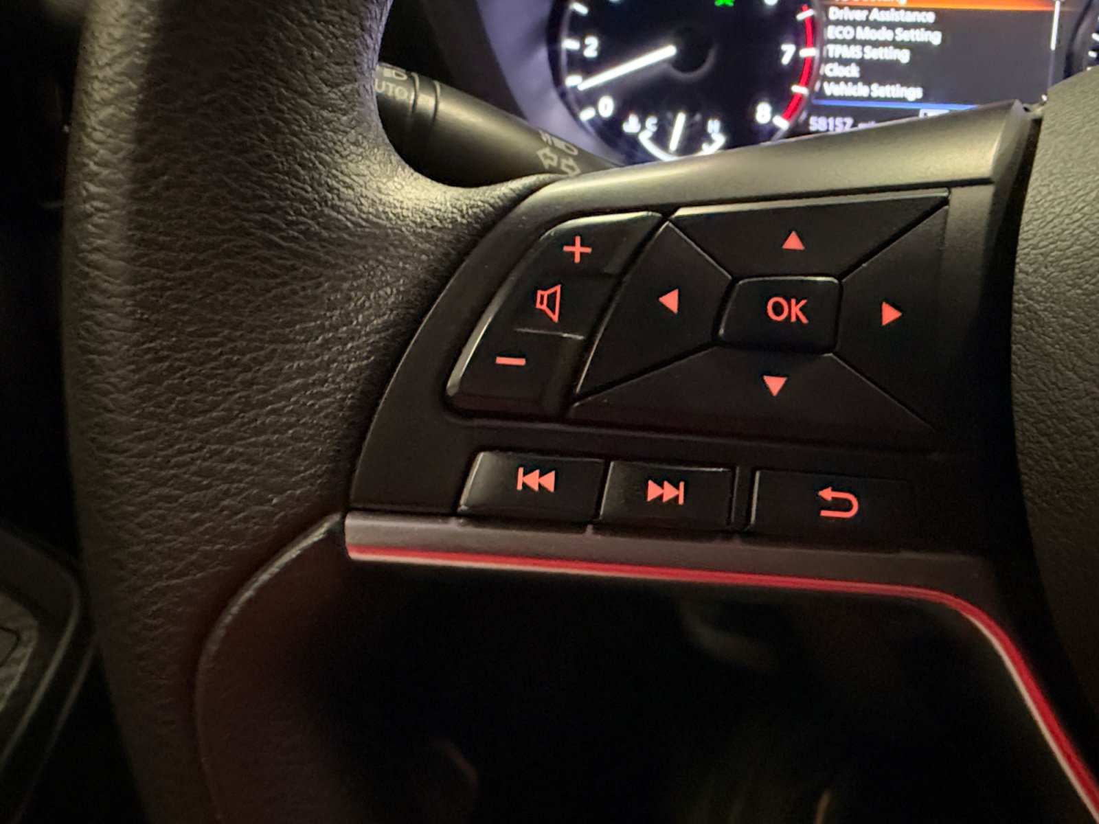 Used 2024 Nissan Sentra SV w/ Trunk Package FWD image 17