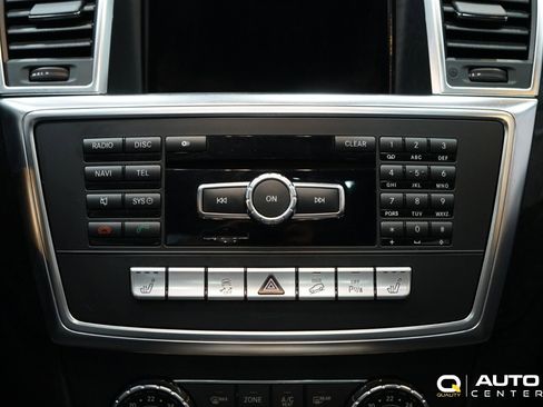 Used 2013 Mercedes-Benz ML 350 BlueTEC 4MATIC image 20