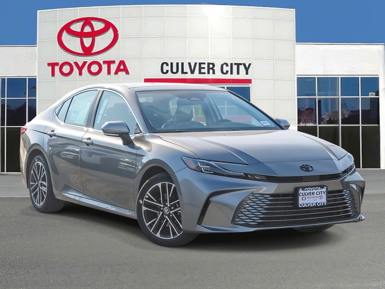New 2026 Toyota Camry XLE FWD image 1