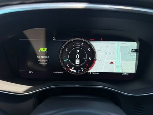 Used 2021 Jaguar F-PACE S AWD/4WD image 16