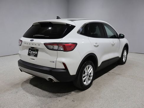 Used 2020 Ford Escape SE AWD/4WD image 2