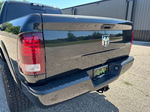 Used 2018 RAM 2500 Laramie w/ Sport Appearance Group AWD/4WD image 22