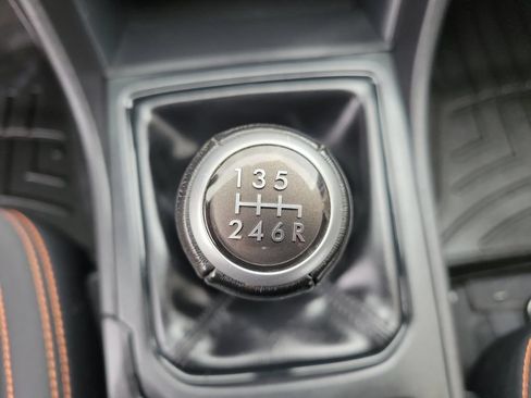 Used 2021 Subaru Crosstrek 2.0i Premium AWD/4WD image 36