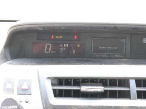 Used 2015 Toyota Prius V Three image 39