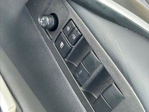 Certified 2025 Toyota Corolla SE image 23