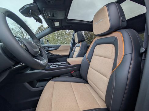 New 2026 Chevrolet Equinox ACTIV w/ Convenience Package III image 26