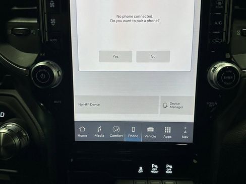 Used 2025 RAM 1500 Laramie image 30