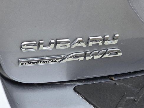 Used 2024 Subaru Crosstrek 2.0i image 30