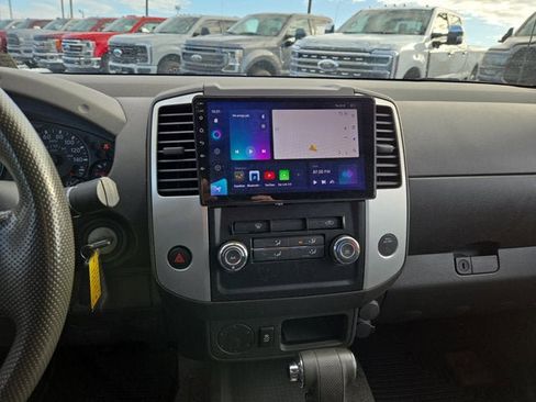 Used 2012 Nissan Frontier SV image 15