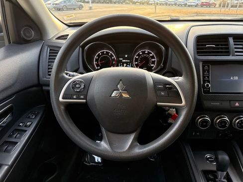 Used 2021 Mitsubishi Outlander Sport ES image 18