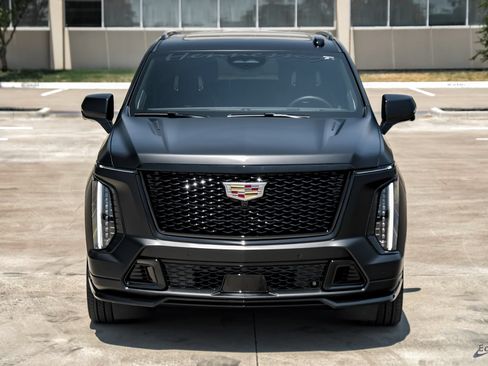 Used 2026 Cadillac Escalade V w/ LPO, Floor Liner Package AWD/4WD image 32