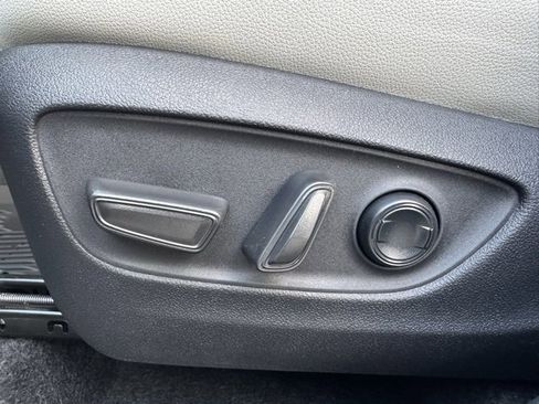 New 2026 Toyota Grand Highlander AWD Hybrid image 17